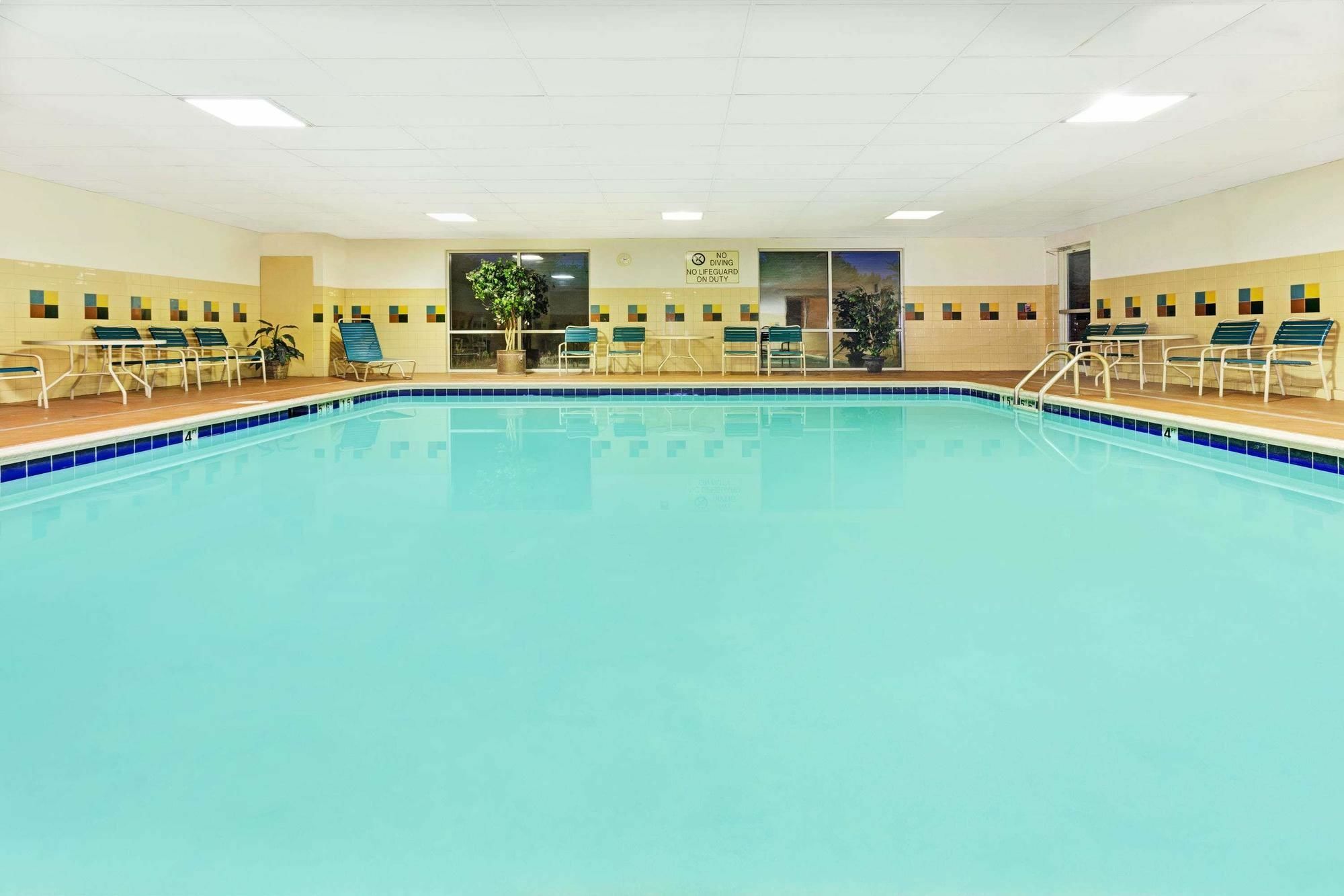 Quality Inn & Suites Wellington - Fort Collins Kültér fotó